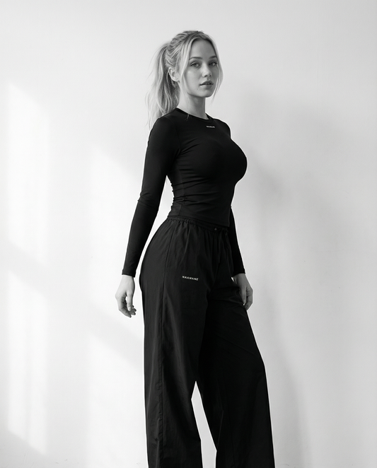 CORRIGERENDE LONGSLEEVE TOP NAAMANE BLACK