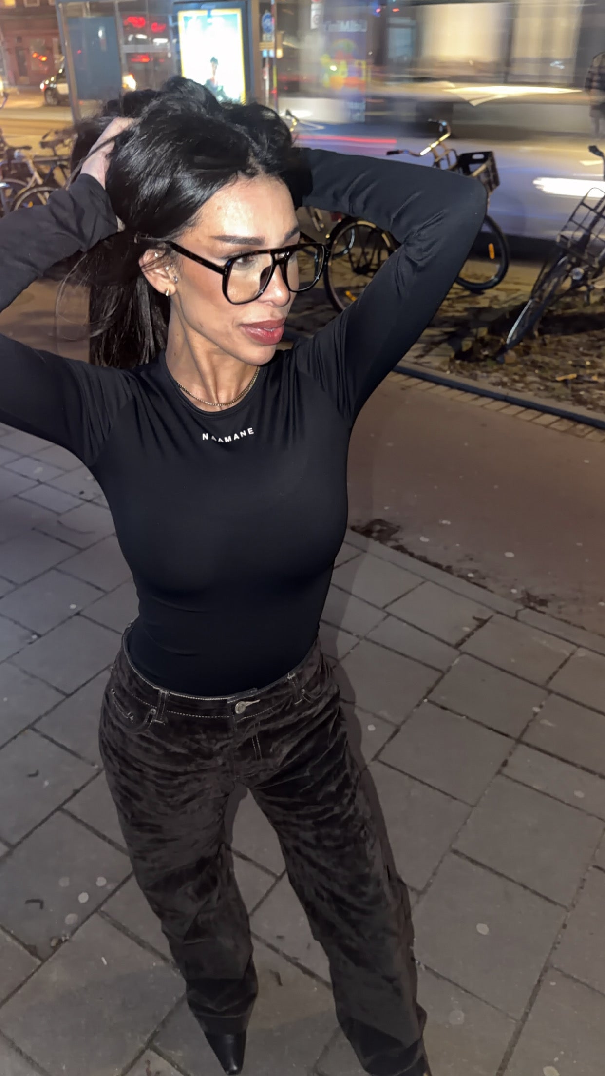 CORRIGERENDE LONGSLEEVE TOP NAAMANE BLACK